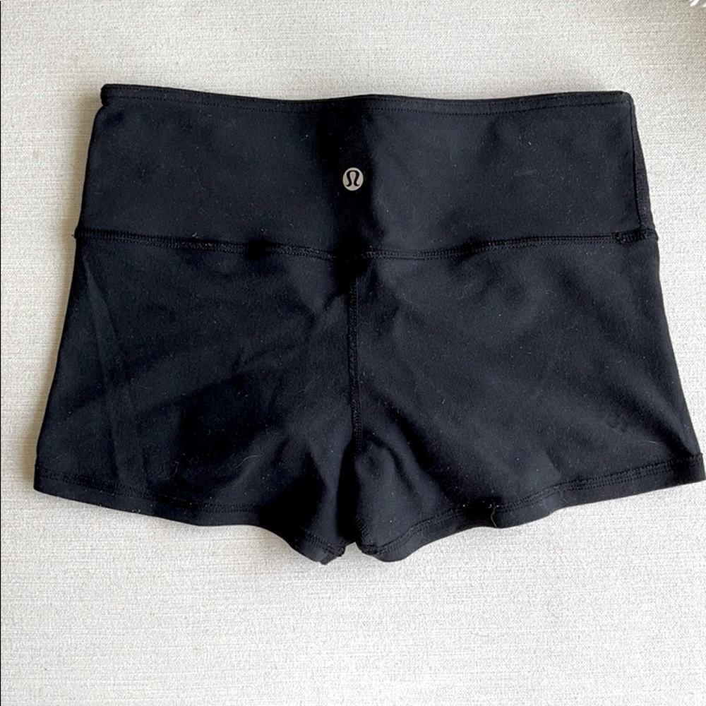 Lululemon black spandex shorts